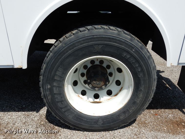 image for item DF4181 2009 Freightliner Business Class M2  service truck