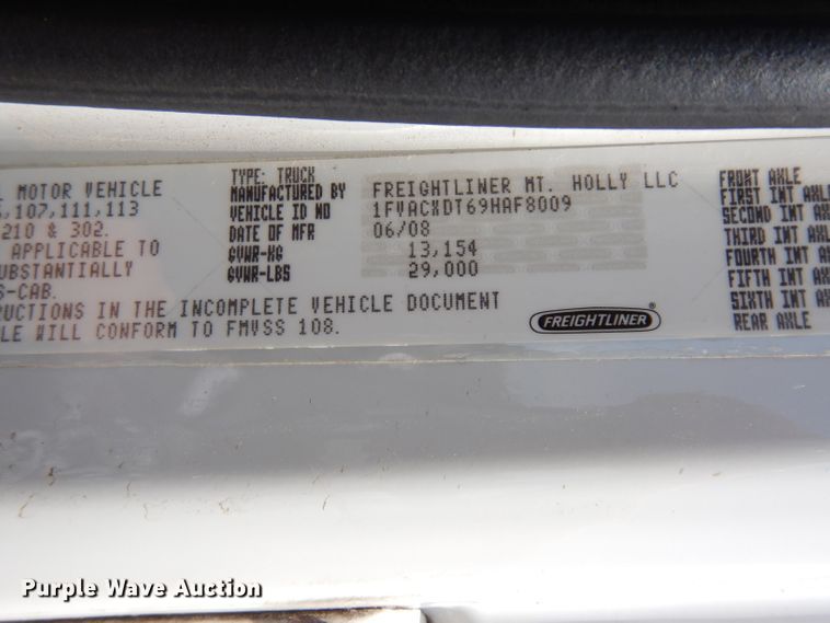 image for item DF4181 2009 Freightliner Business Class M2  service truck