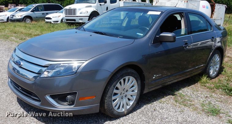 image for item DF4183 2010 Ford Fusion