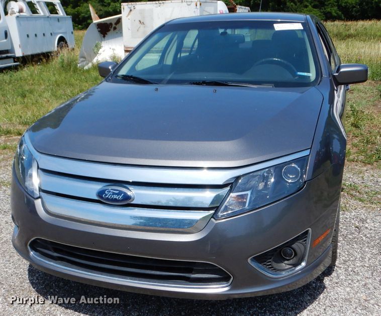 image for item DF4183 2010 Ford Fusion