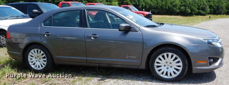 image for item DF4183 2010 Ford Fusion