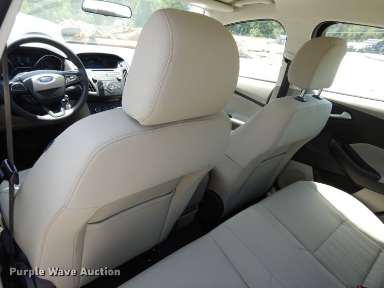 image for item DF4187 2017 Ford Focus SE