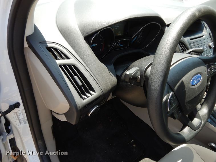 image for item DF4187 2017 Ford Focus SE
