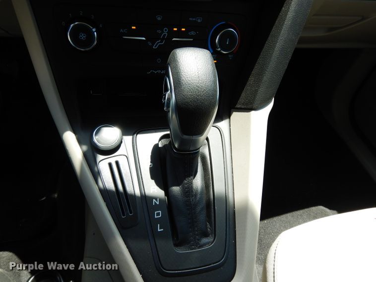 image for item DF4187 2017 Ford Focus SE