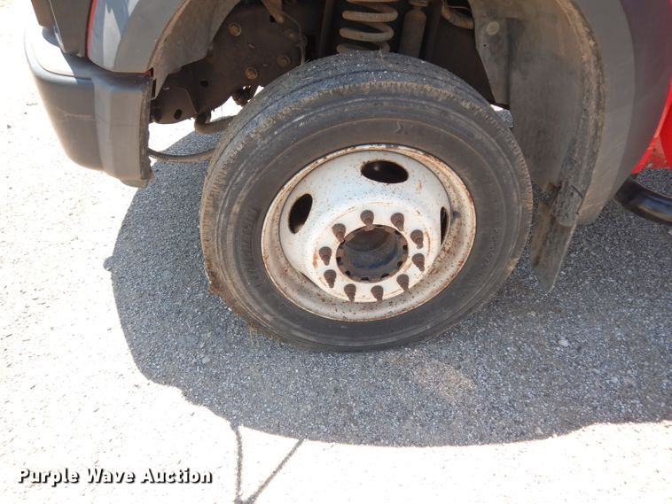 image for item DF4188 2008 Ford F550 Super Duty XL  truck cab and chassis