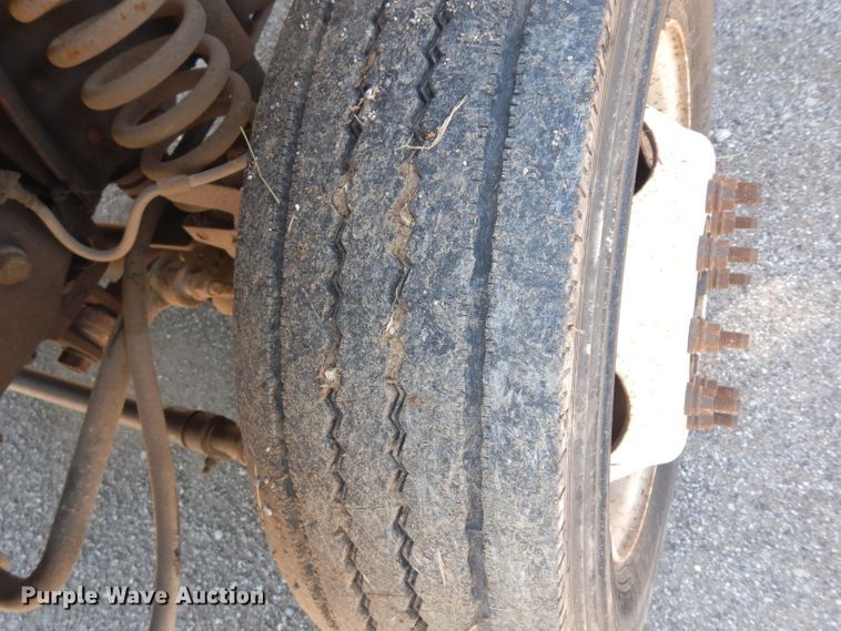 image for item DF4188 2008 Ford F550 Super Duty XL  truck cab and chassis