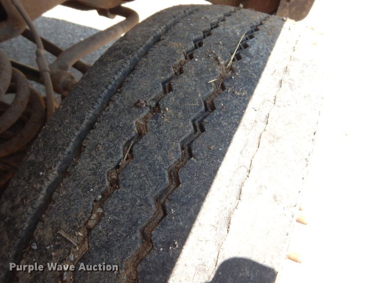 image for item DF4188 2008 Ford F550 Super Duty XL  truck cab and chassis