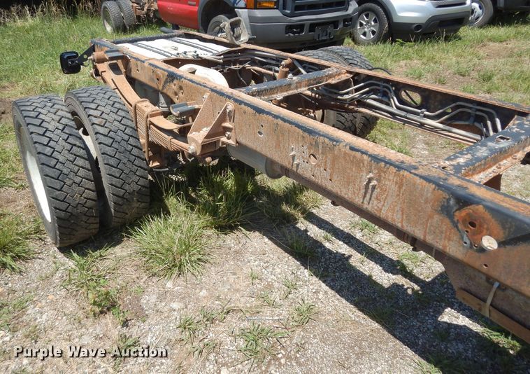 image for item DF4188 2008 Ford F550 Super Duty XL  truck cab and chassis