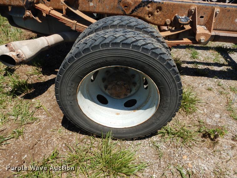 image for item DF4188 2008 Ford F550 Super Duty XL  truck cab and chassis