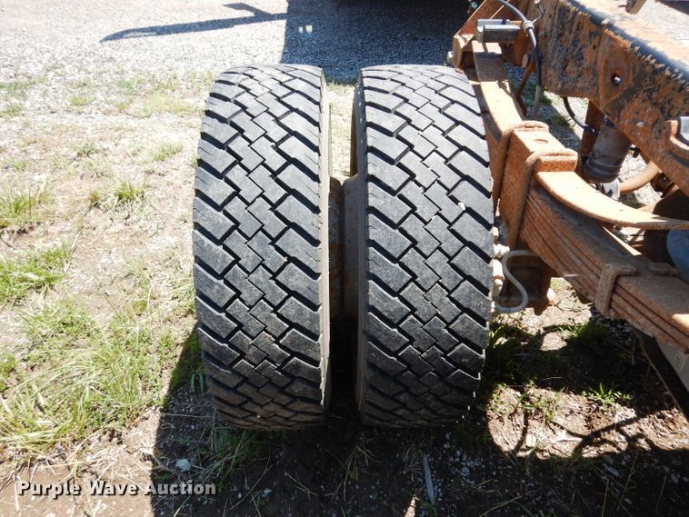 image for item DF4188 2008 Ford F550 Super Duty XL  truck cab and chassis