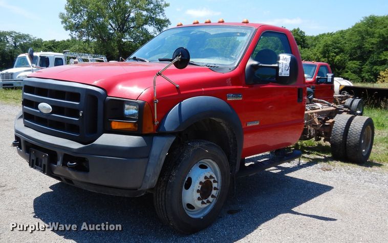 image for item DF4189 2007 Ford F450 Super Duty XL  truck cab and chassis