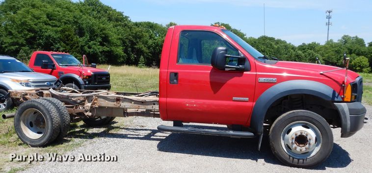 image for item DF4189 2007 Ford F450 Super Duty XL  truck cab and chassis