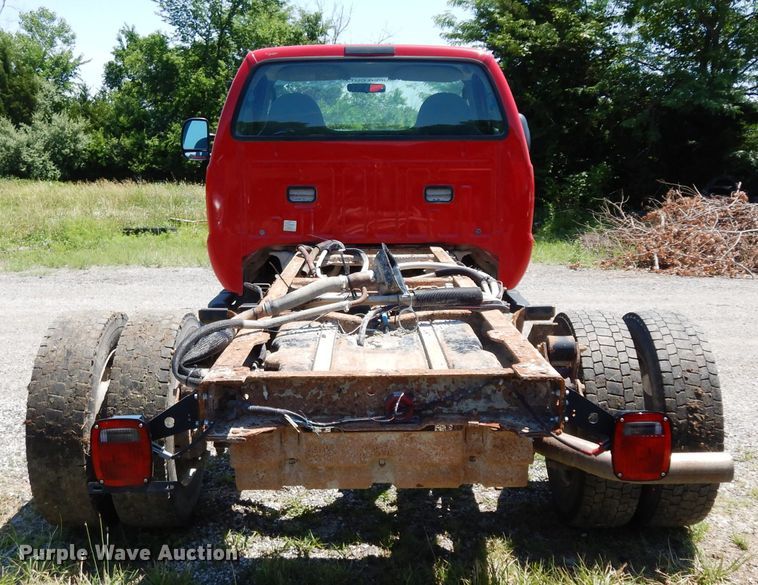 image for item DF4189 2007 Ford F450 Super Duty XL  truck cab and chassis