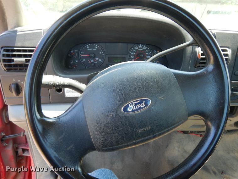 image for item DF4189 2007 Ford F450 Super Duty XL  truck cab and chassis