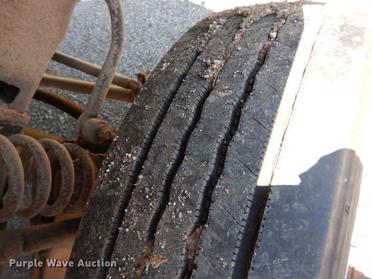 image for item DF4189 2007 Ford F450 Super Duty XL  truck cab and chassis