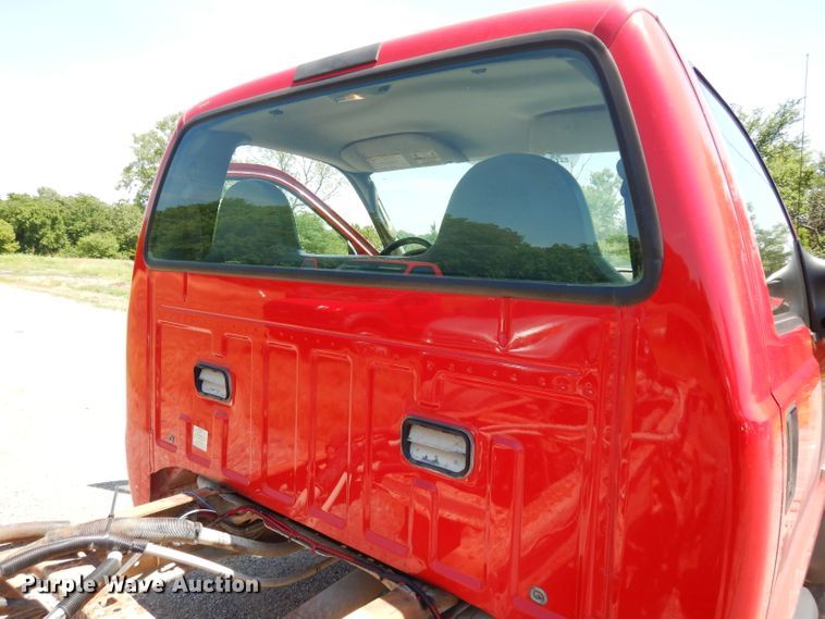 image for item DF4189 2007 Ford F450 Super Duty XL  truck cab and chassis