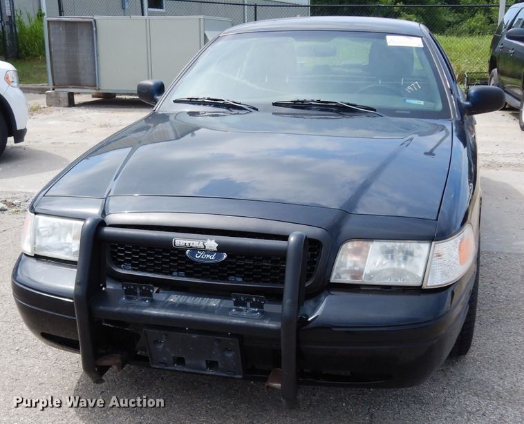 image for item DF4193 2011 Ford Crown Victoria Police Interceptor