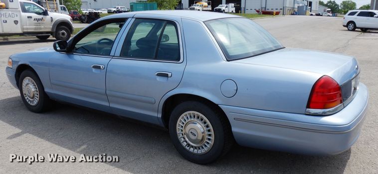image for item DF4195 1998 Ford Crown Victoria Police Interceptor