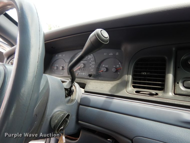 image for item DF4195 1998 Ford Crown Victoria Police Interceptor