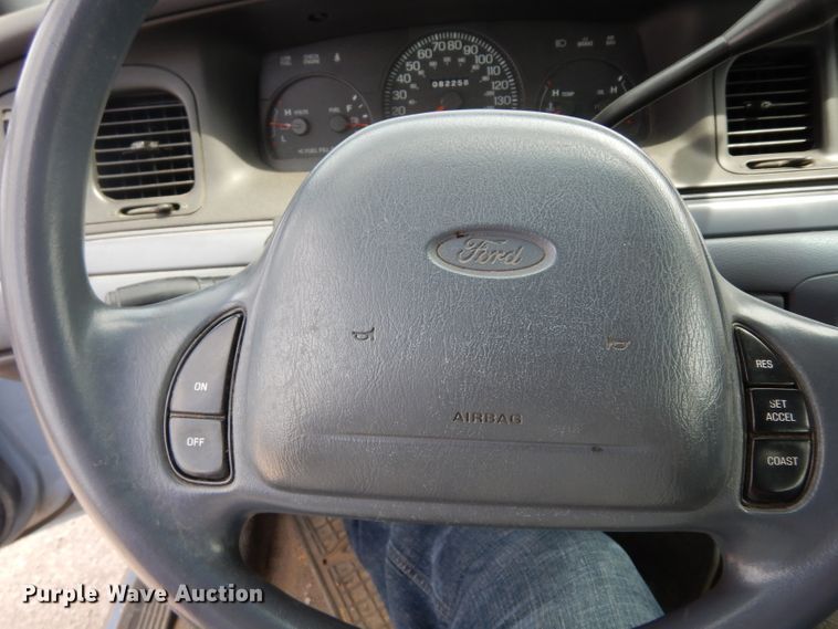 image for item DF4195 1998 Ford Crown Victoria Police Interceptor