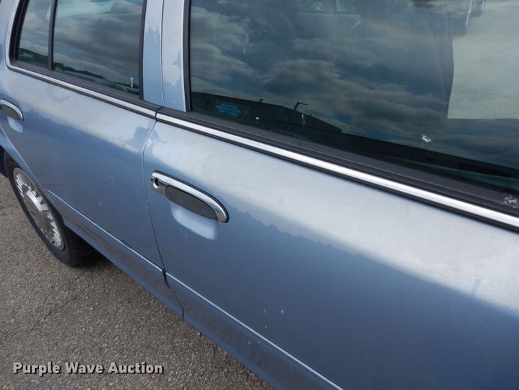 image for item DF4195 1998 Ford Crown Victoria Police Interceptor