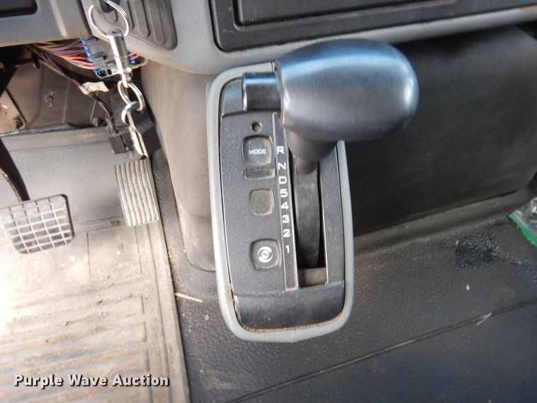 image for item DF5377 2005 International 7400  dump truck