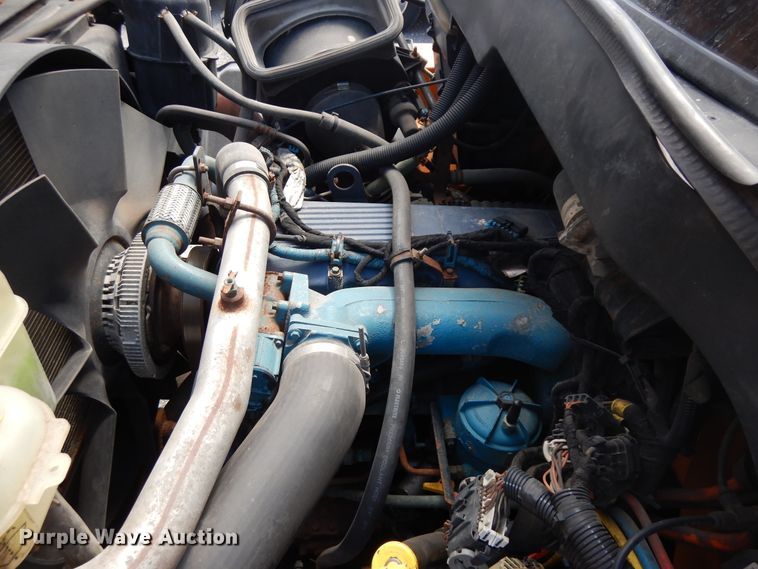 image for item DF5377 2005 International 7400  dump truck