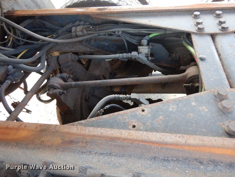 image for item DF5377 2005 International 7400  dump truck