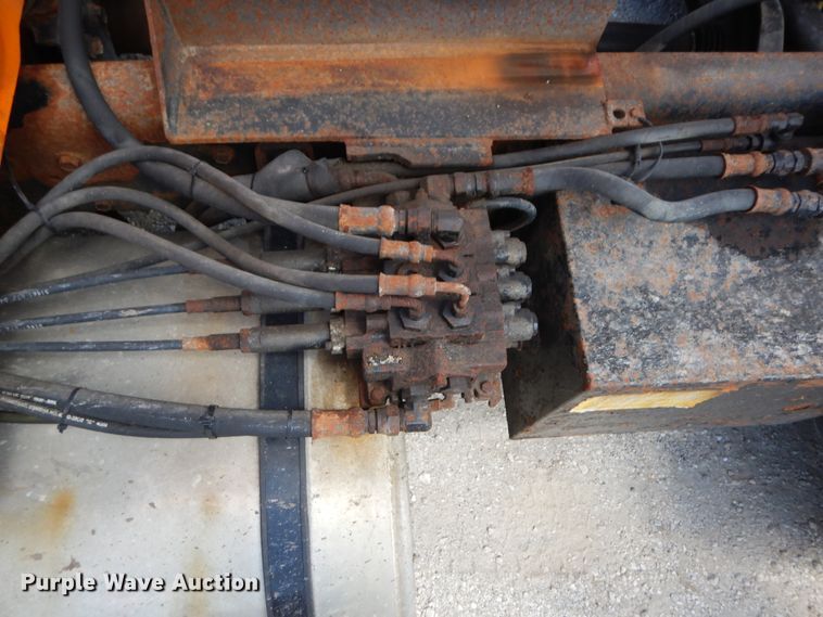 image for item DF5377 2005 International 7400  dump truck