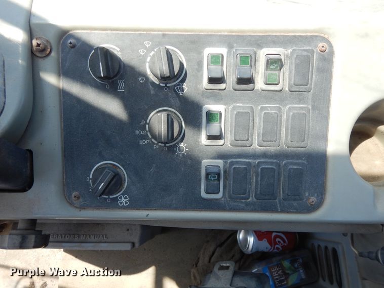 image for item DF5378 2000 Case 721C  wheel loader