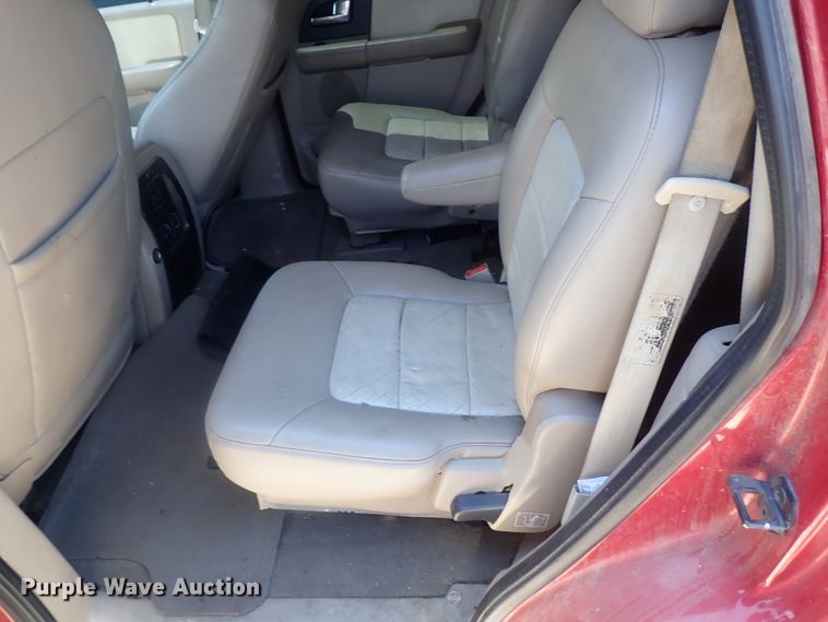 image for item DG2251 2003 Ford Expedition  SUV