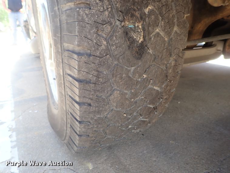 image for item DG2251 2003 Ford Expedition  SUV