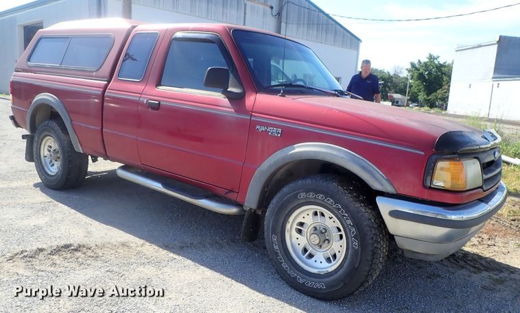 image for item DG2263 1993 Ford Ranger  SuperCab pickup truck