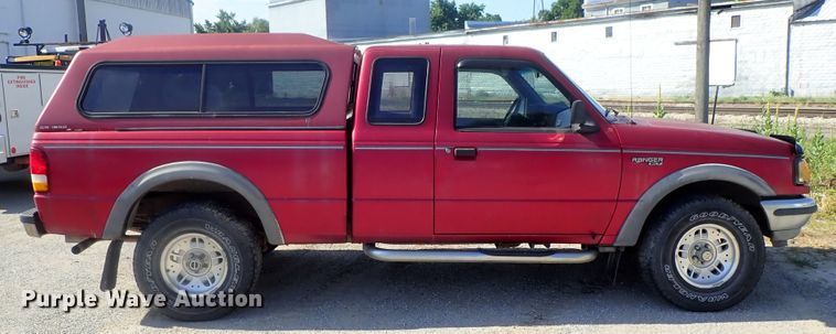 image for item DG2263 1993 Ford Ranger  SuperCab pickup truck