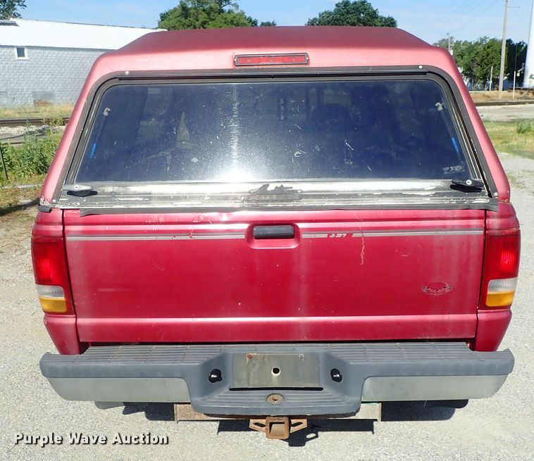 image for item DG2263 1993 Ford Ranger  SuperCab pickup truck