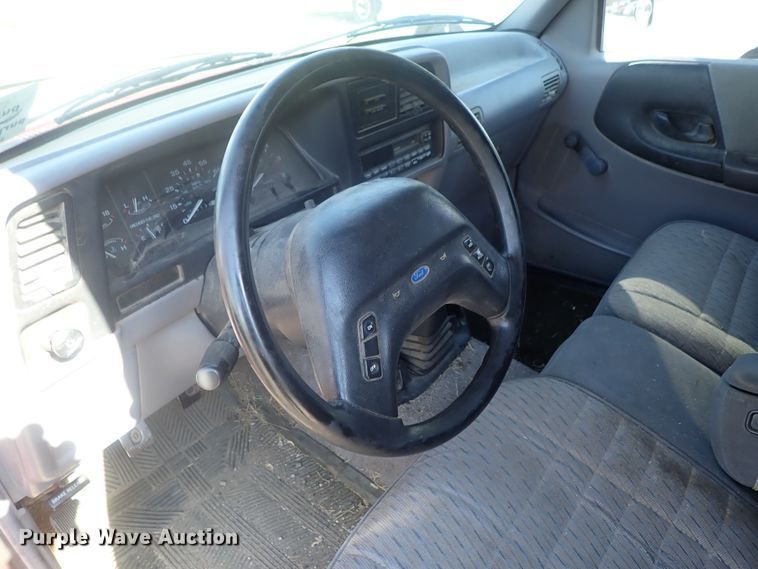 image for item DG2263 1993 Ford Ranger  SuperCab pickup truck