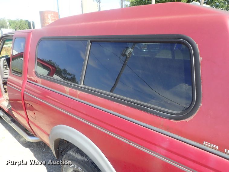 image for item DG2263 1993 Ford Ranger  SuperCab pickup truck