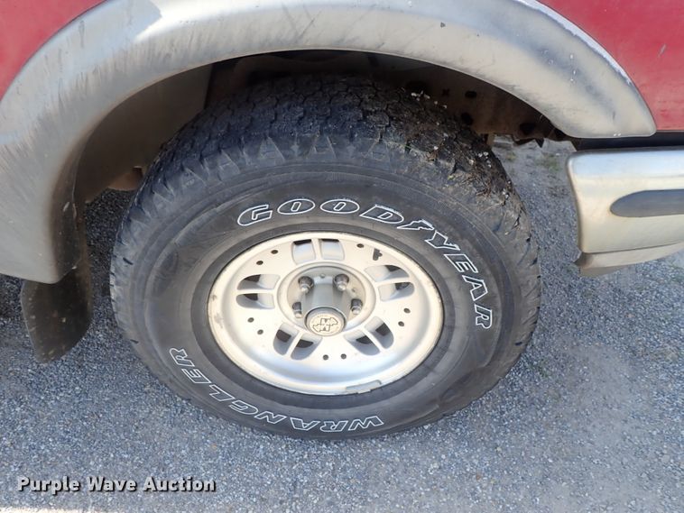 image for item DG2263 1993 Ford Ranger  SuperCab pickup truck