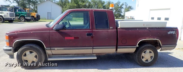 image for item DG2266 1997 Chevrolet K1500  Ext. Cab pickup truck