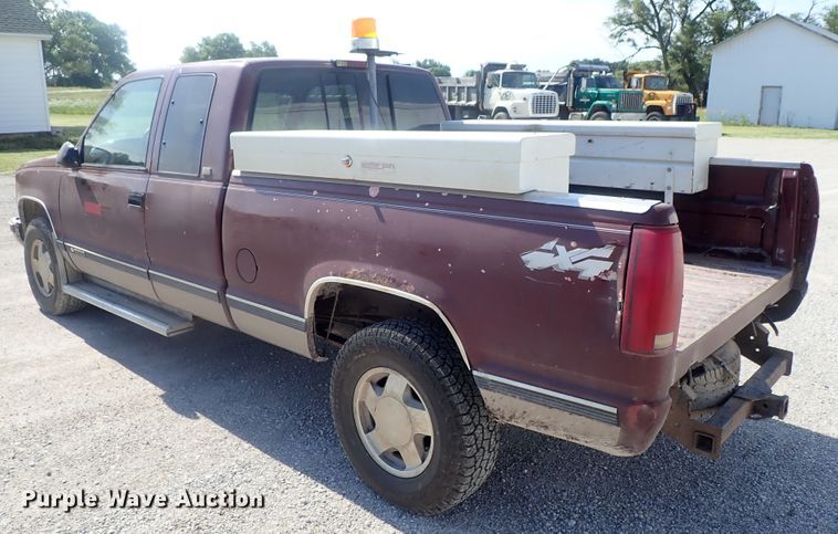 image for item DG2266 1997 Chevrolet K1500  Ext. Cab pickup truck