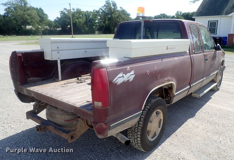 image for item DG2266 1997 Chevrolet K1500  Ext. Cab pickup truck