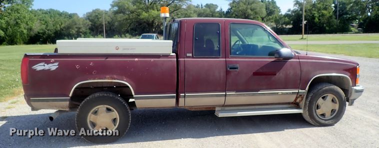 image for item DG2266 1997 Chevrolet K1500  Ext. Cab pickup truck