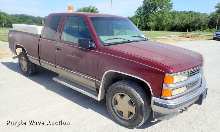 image for item DG2266 1997 Chevrolet K1500  Ext. Cab pickup truck