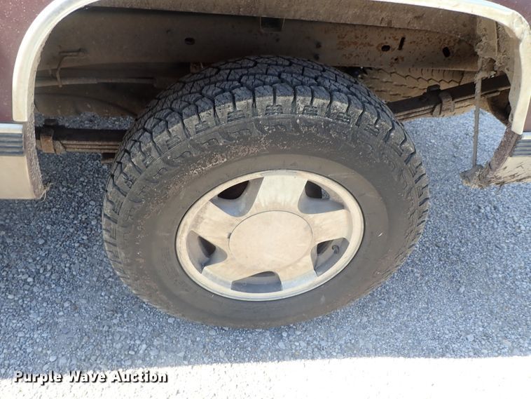 image for item DG2266 1997 Chevrolet K1500  Ext. Cab pickup truck