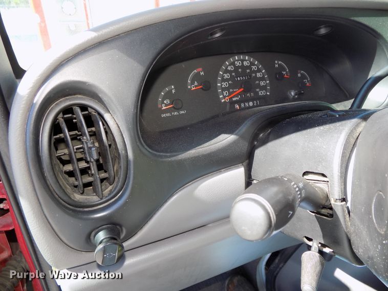 image for item DG2612 2000 Ford Econoline E450 Super Duty  ambulance