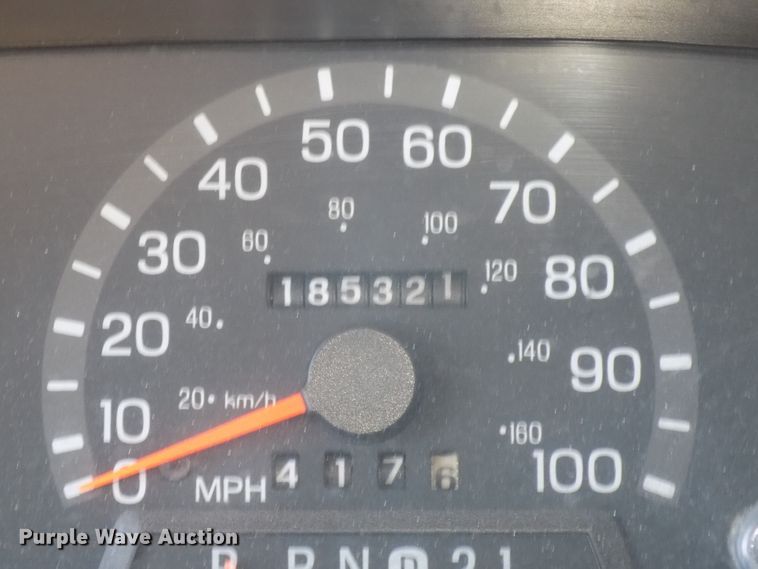 image for item DG2612 2000 Ford Econoline E450 Super Duty  ambulance