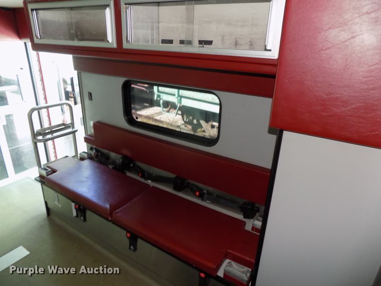 image for item DG2612 2000 Ford Econoline E450 Super Duty  ambulance