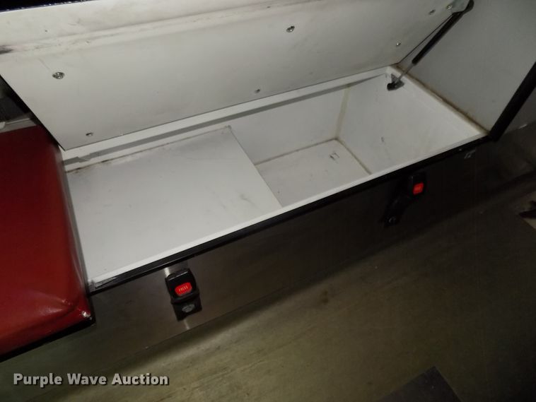 image for item DG2612 2000 Ford Econoline E450 Super Duty  ambulance