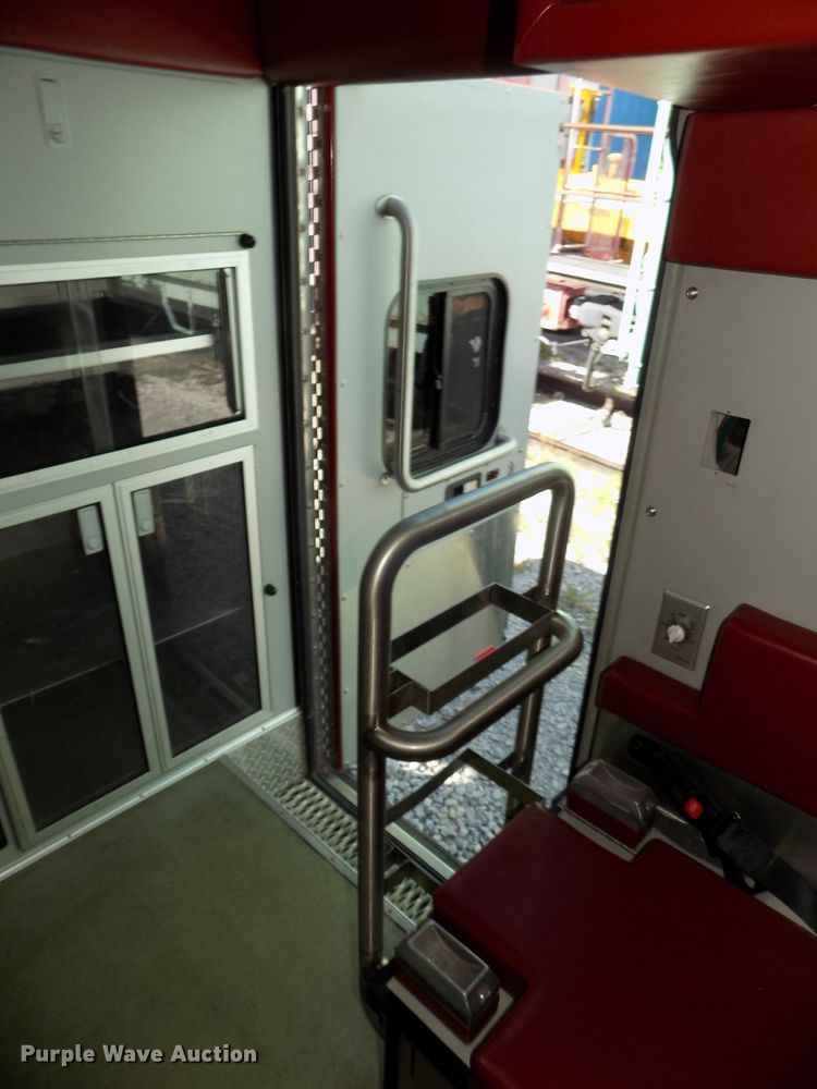 image for item DG2612 2000 Ford Econoline E450 Super Duty  ambulance