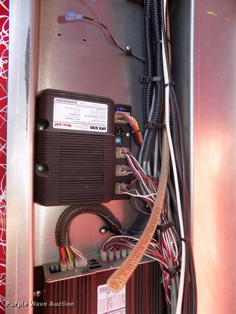 image for item DG2612 2000 Ford Econoline E450 Super Duty  ambulance